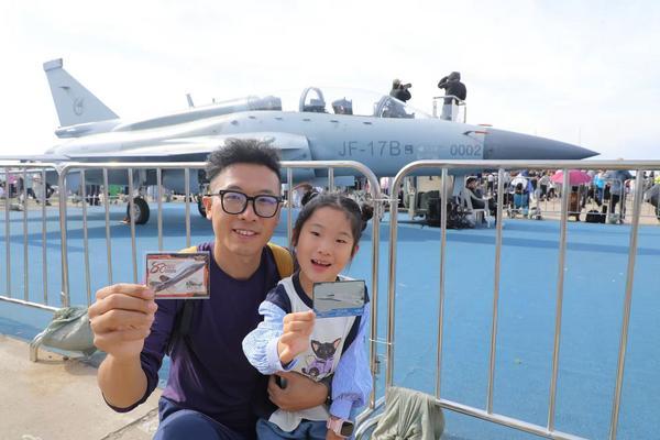 世代社交货币点亮文化新消费瓦力游戏千亿卡